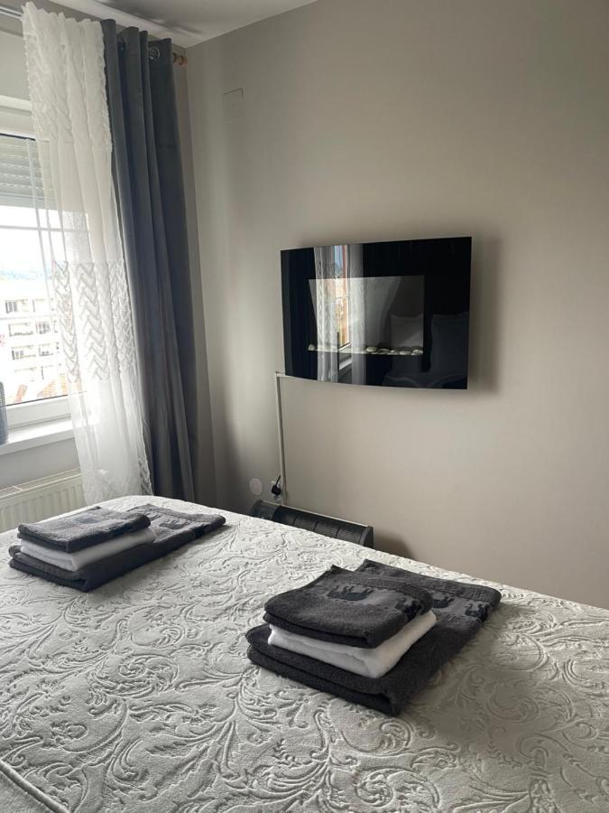 Lea-Lux Apartment Čačak Zewnętrze zdjęcie