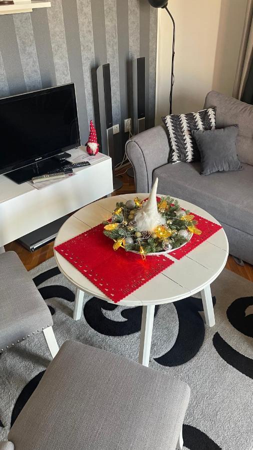 Lea-Lux Apartment Čačak Zewnętrze zdjęcie