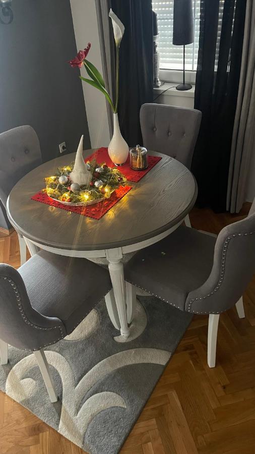 Lea-Lux Apartment Čačak Zewnętrze zdjęcie